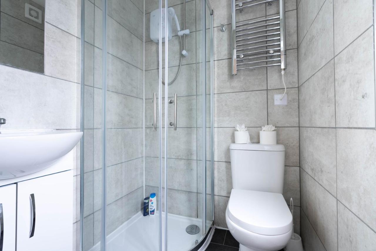 Flat 03 Studio Flat Near Aylesbury Station Free Parking Екстериор снимка